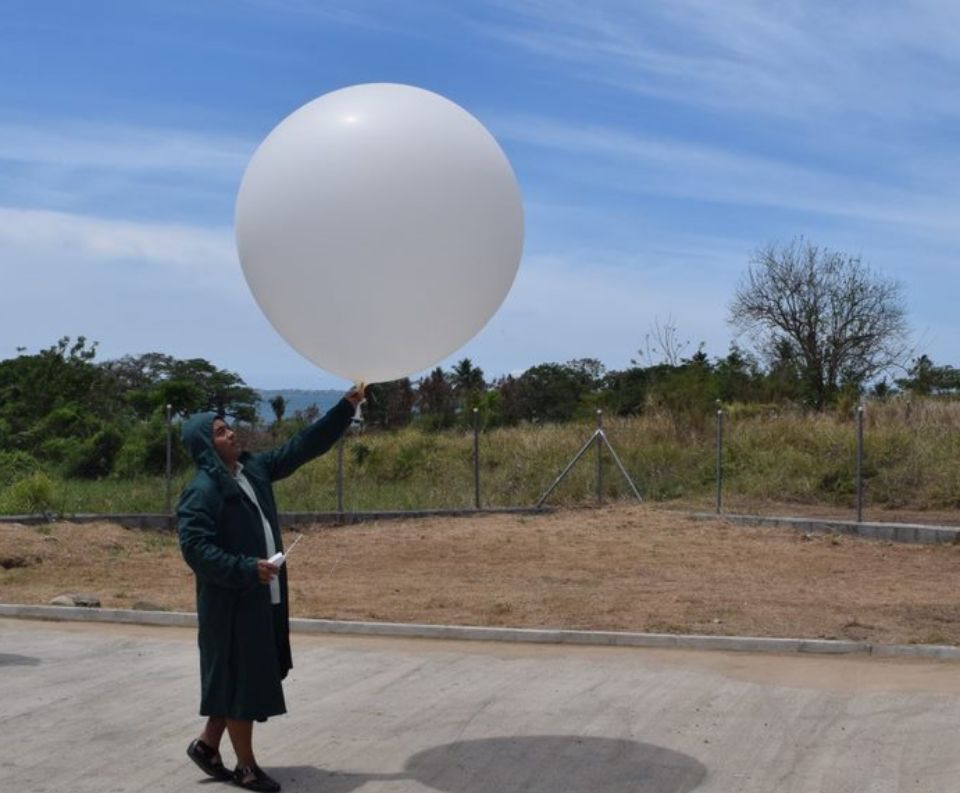 weather balloon